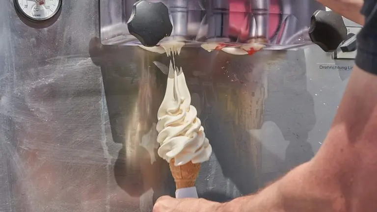 Máquina bomba para helados ICE TEAM